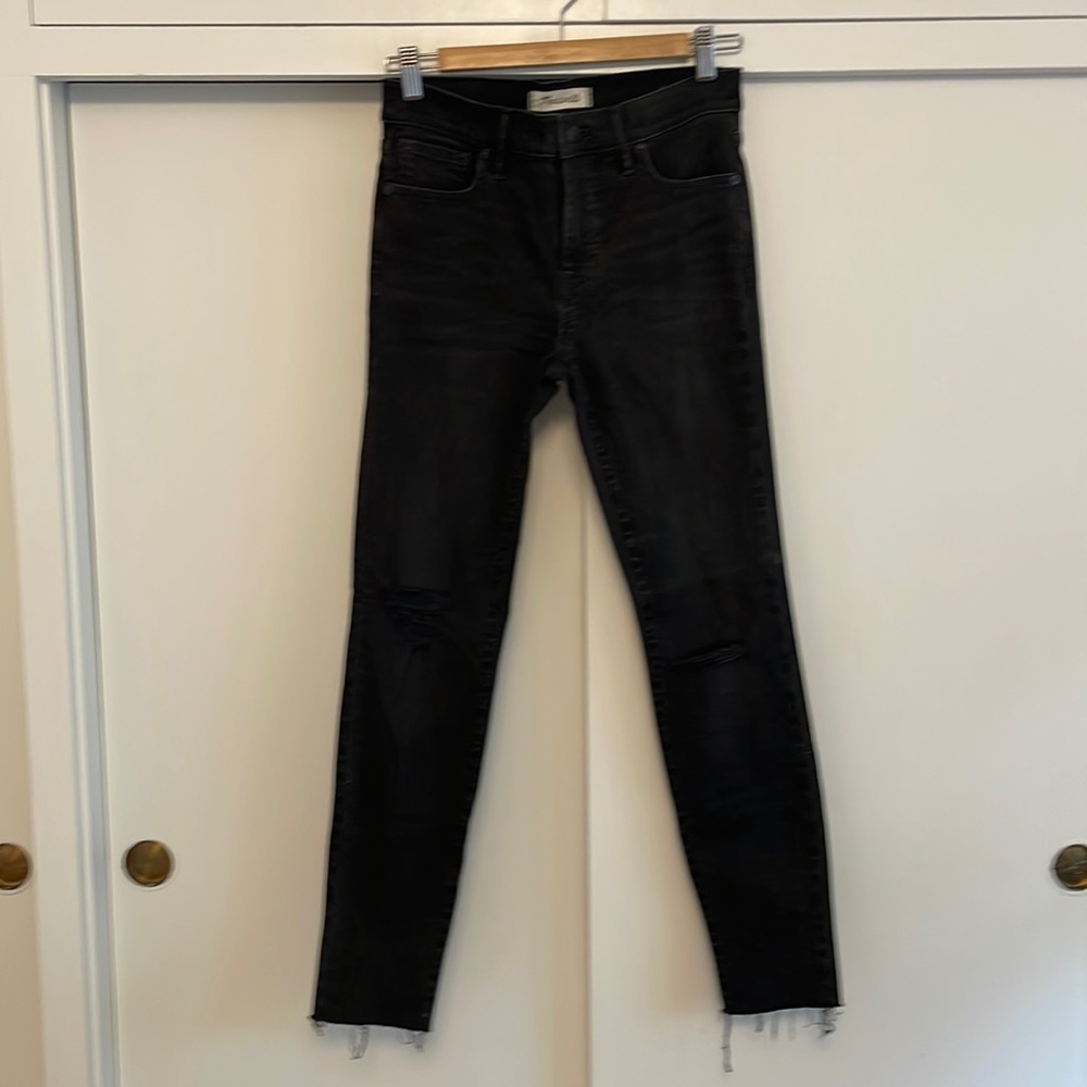 Madewell size 26 9” High Rise Skinny ripped black jeans